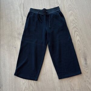 Vince | Black | Cropped Pants sweatpants | M